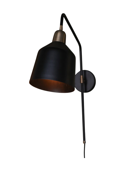 Madison Wall Light in Onyx