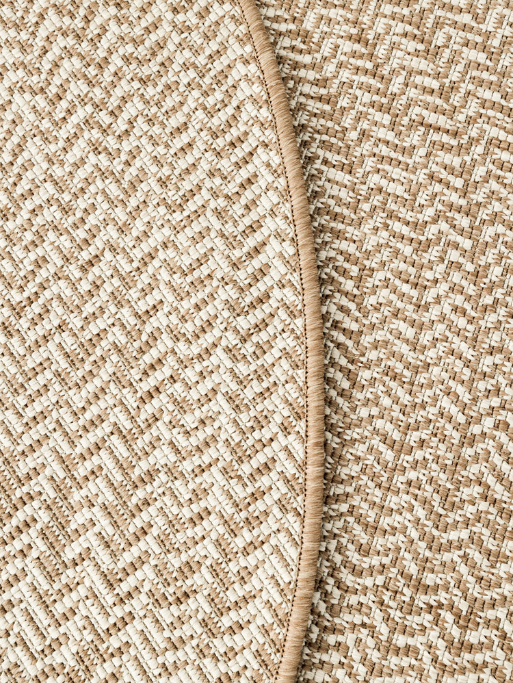 Radius Outdoor Rug in Dune Small