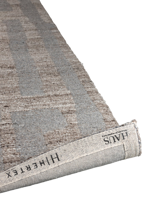 Emerge Rug in Silver Mist