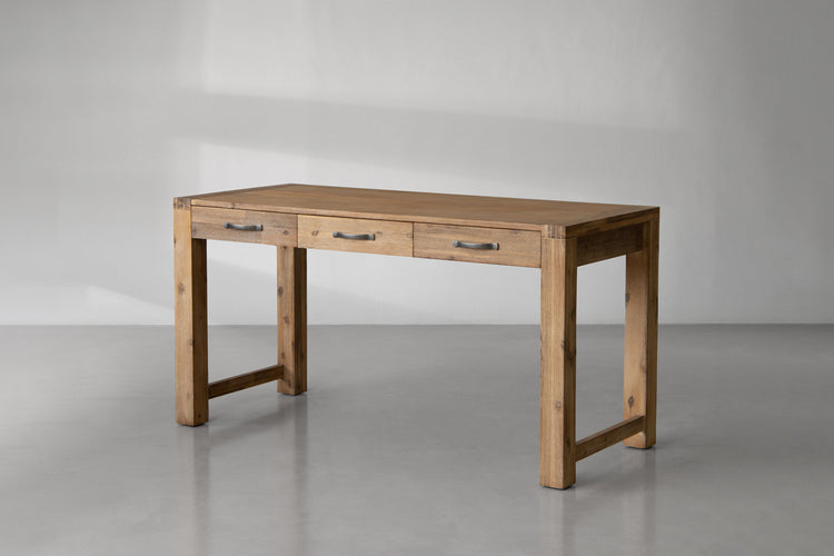 Lyra 3-Drawer Desk